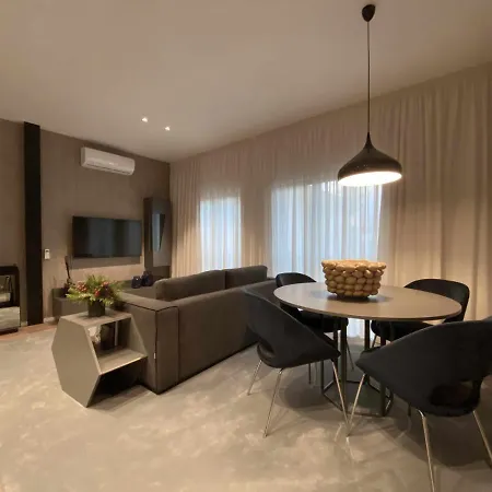 Lux Housing Seculo XXI Alojamento Premium B